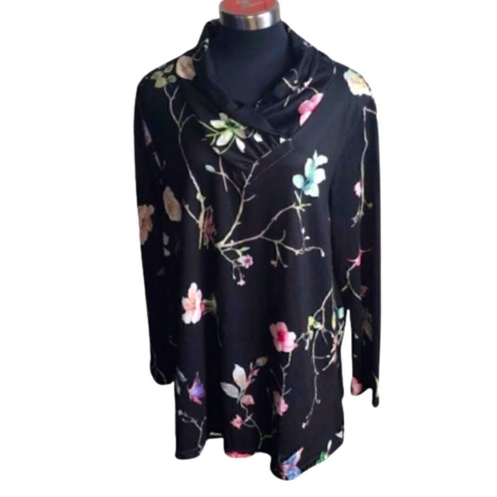 LoveU. Dear Floral Tunic